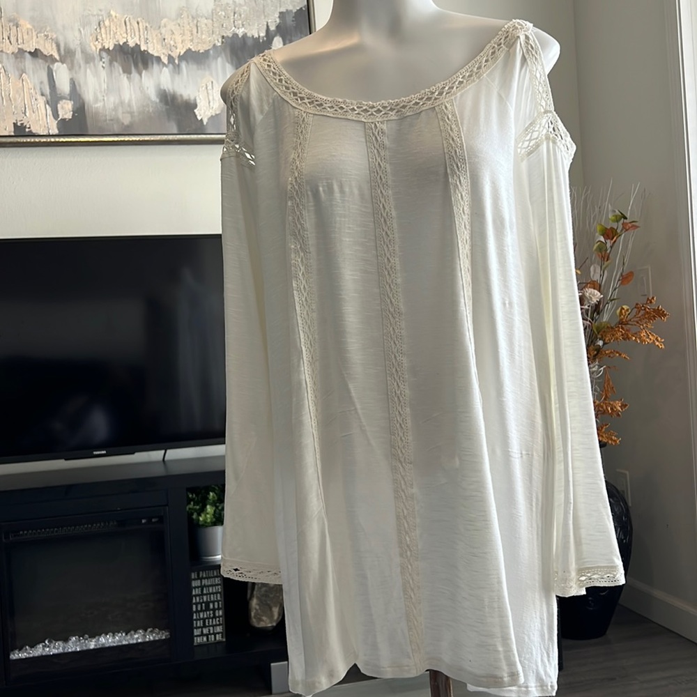 QXJ top size X large, beige